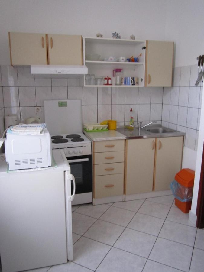 Apartmani Lukacic Биоград-на-Мору Экстерьер фото